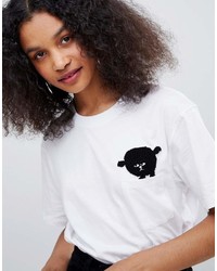 weißes und schwarzes bedrucktes T-Shirt mit einem Rundhalsausschnitt von Monki