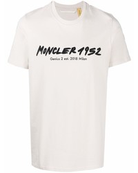 weißes und schwarzes bedrucktes T-Shirt mit einem Rundhalsausschnitt von Moncler Genius 1952