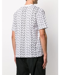 weißes und schwarzes bedrucktes T-Shirt mit einem Rundhalsausschnitt von McQ Swallow