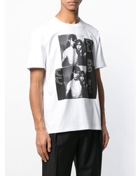 weißes und schwarzes bedrucktes T-Shirt mit einem Rundhalsausschnitt von Raf Simons