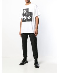 weißes und schwarzes bedrucktes T-Shirt mit einem Rundhalsausschnitt von Raf Simons