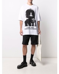 weißes und schwarzes bedrucktes T-Shirt mit einem Rundhalsausschnitt von UNDERCOVE