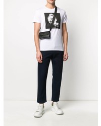 weißes und schwarzes bedrucktes T-Shirt mit einem Rundhalsausschnitt von Alexander McQueen