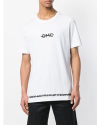 weißes und schwarzes bedrucktes T-Shirt mit einem Rundhalsausschnitt von Omc