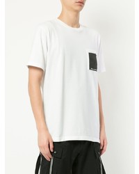 weißes und schwarzes bedrucktes T-Shirt mit einem Rundhalsausschnitt von White Mountaineering