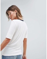 weißes und schwarzes bedrucktes T-Shirt mit einem Rundhalsausschnitt von Abercrombie & Fitch