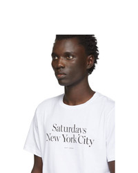 weißes und schwarzes bedrucktes T-Shirt mit einem Rundhalsausschnitt von Saturdays Nyc