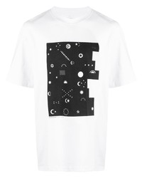 weißes und schwarzes bedrucktes T-Shirt mit einem Rundhalsausschnitt von Wood Wood