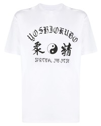 weißes und schwarzes bedrucktes T-Shirt mit einem Rundhalsausschnitt von Yoshiokubo