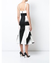 weißes und schwarzes horizontal gestreiftes ausgestelltes Kleid von Kimora Lee Simmons