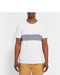 weißes und schwarzes horizontal gestreiftes T-Shirt mit einem Rundhalsausschnitt