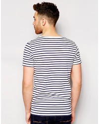 weißes und schwarzes horizontal gestreiftes T-Shirt mit einem Rundhalsausschnitt von Esprit