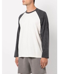 weißes und schwarzes Langarmshirt von John Elliott