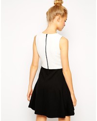 weißes und schwarzes Skaterkleid von Asos