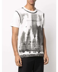 weißes und schwarzes Mit Batikmuster T-Shirt mit einem Rundhalsausschnitt von Alexander McQueen