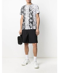 weißes und schwarzes T-Shirt mit einem Rundhalsausschnitt mit Schlangenmuster von Just Cavalli