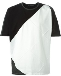 weißes und schwarzes T-Shirt mit einem Rundhalsausschnitt von Issey Miyake