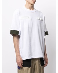 weißes und schwarzes T-Shirt mit einem Rundhalsausschnitt von Sacai